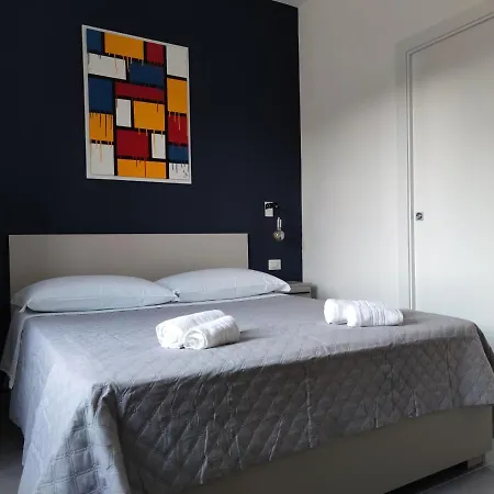 Bed & Breakfast Cromia - Art 3*