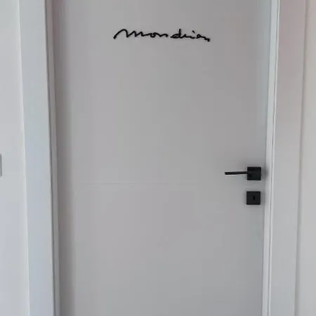 Bed & Breakfast Cromia - Art 3*